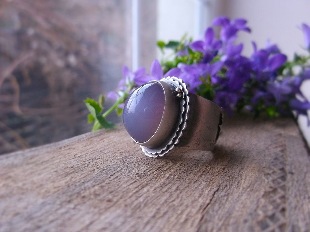 The Healer Ring - Hummingbird Holly Chalcedony Ring 8 US