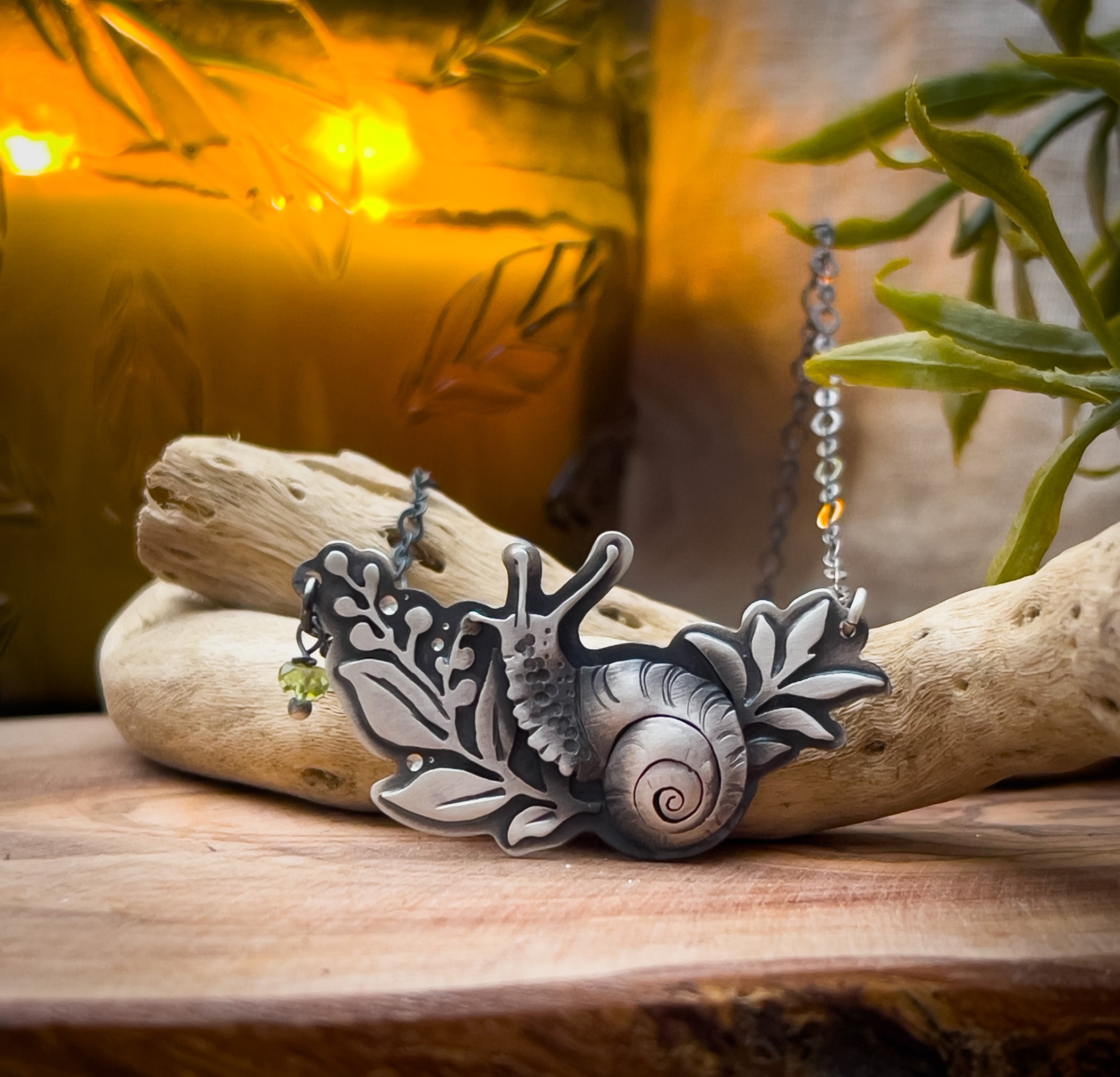 The Small Spring Snail Necklace