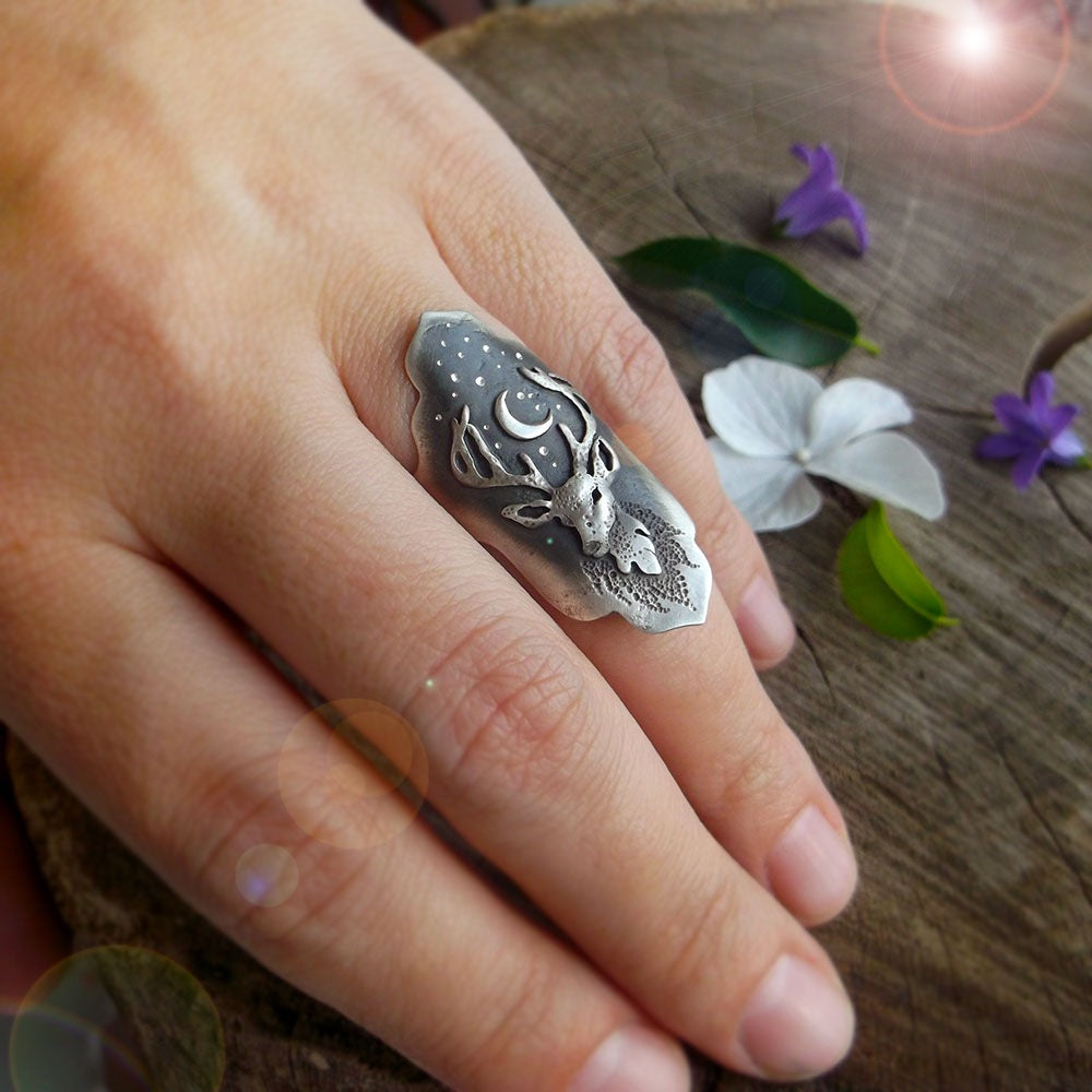 The Deer Saddle Ring