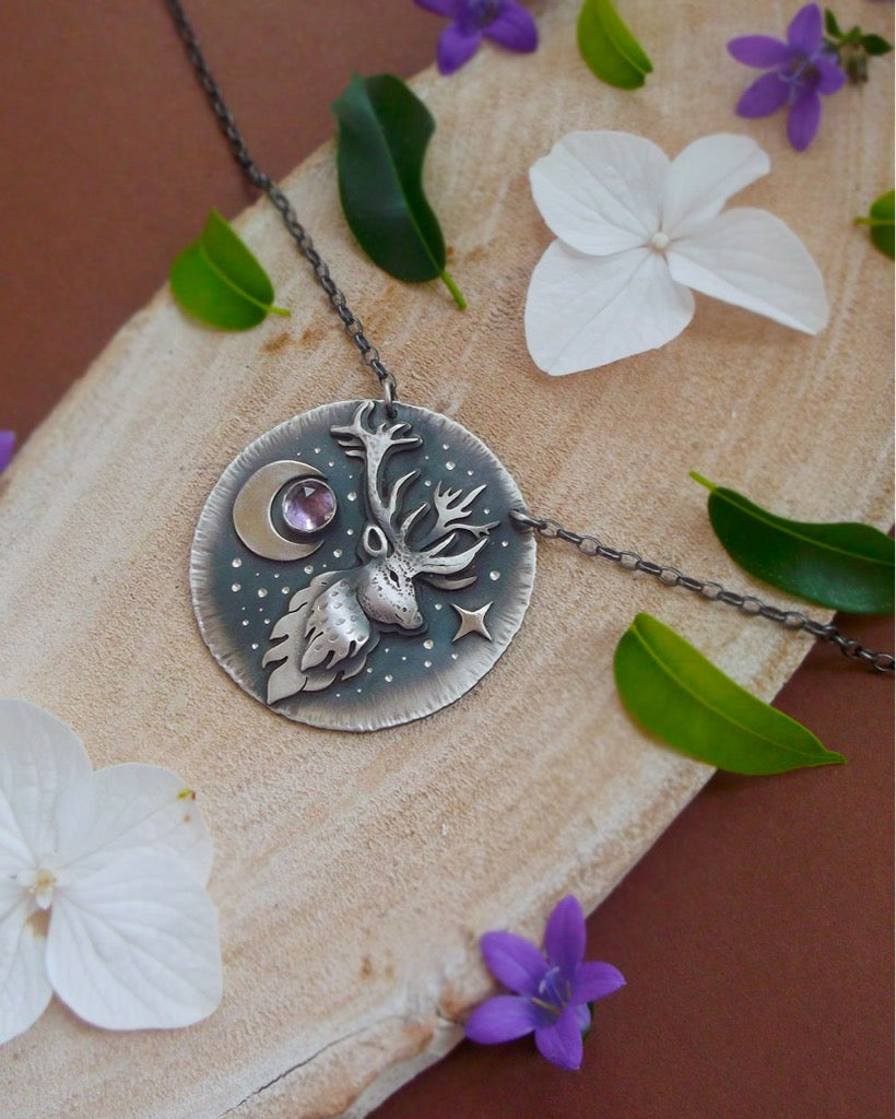 The Deer Amethyst Necklace