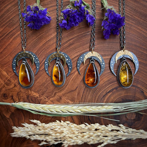 The Amber Lunula Talisman No3