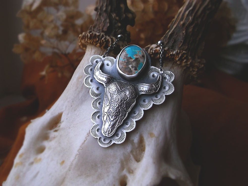 The Bull Skull Necklace with Turquoise
