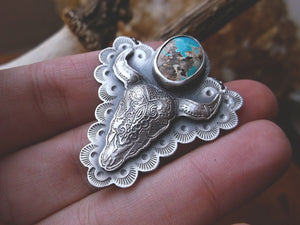 The Bull Skull Necklace with Turquoise