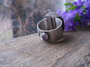 The Healer Ring - Hummingbird Holly Chalcedony Ring 9.5 US