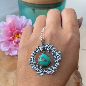 Flora Round Necklace with Turquoise