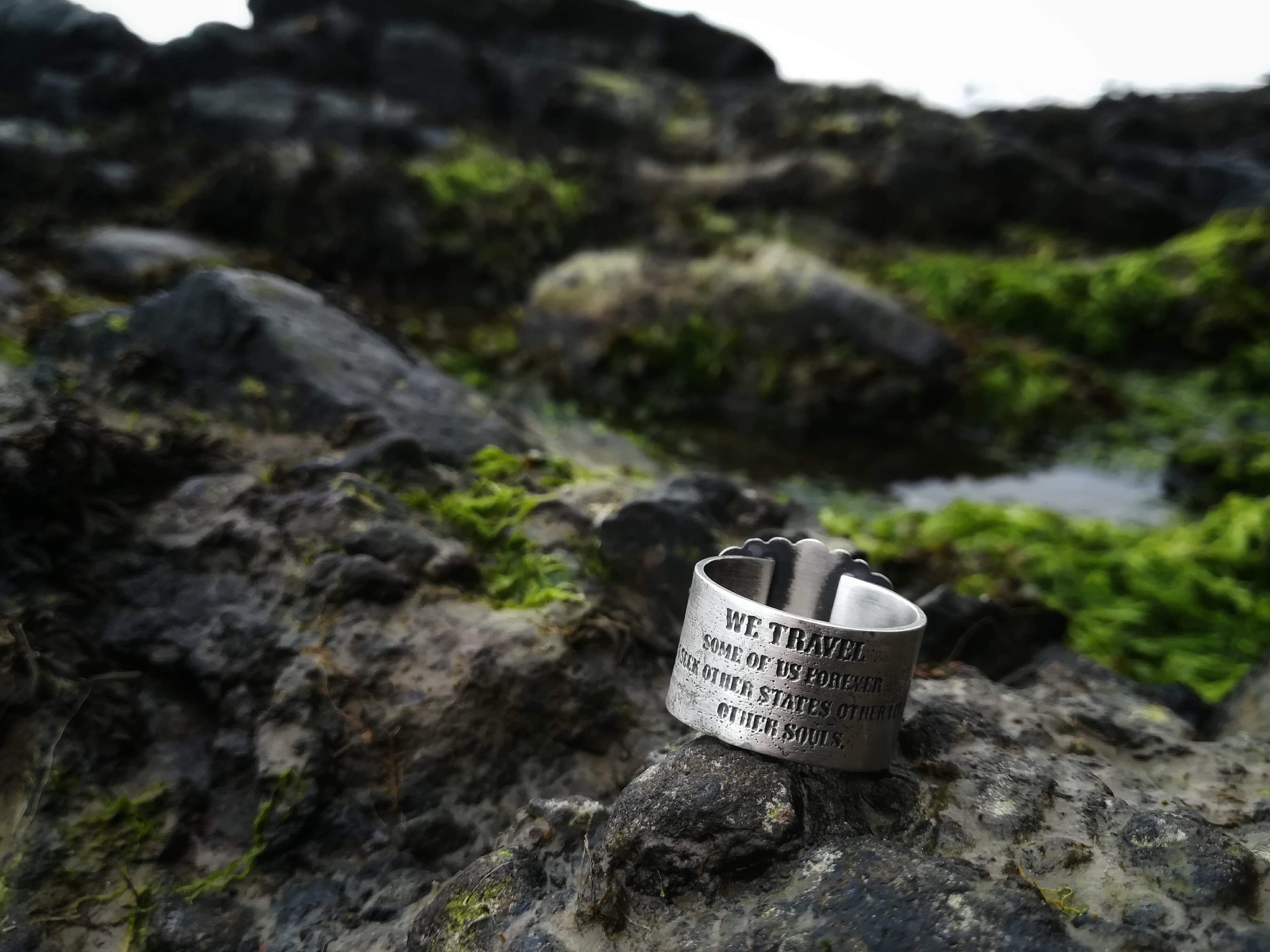 The Traveler Ring Size 8 US