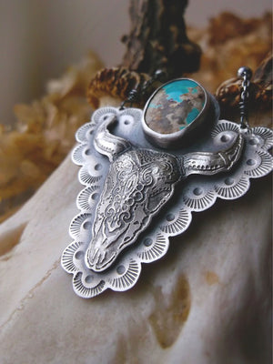 The Bull Skull Necklace with Turquoise