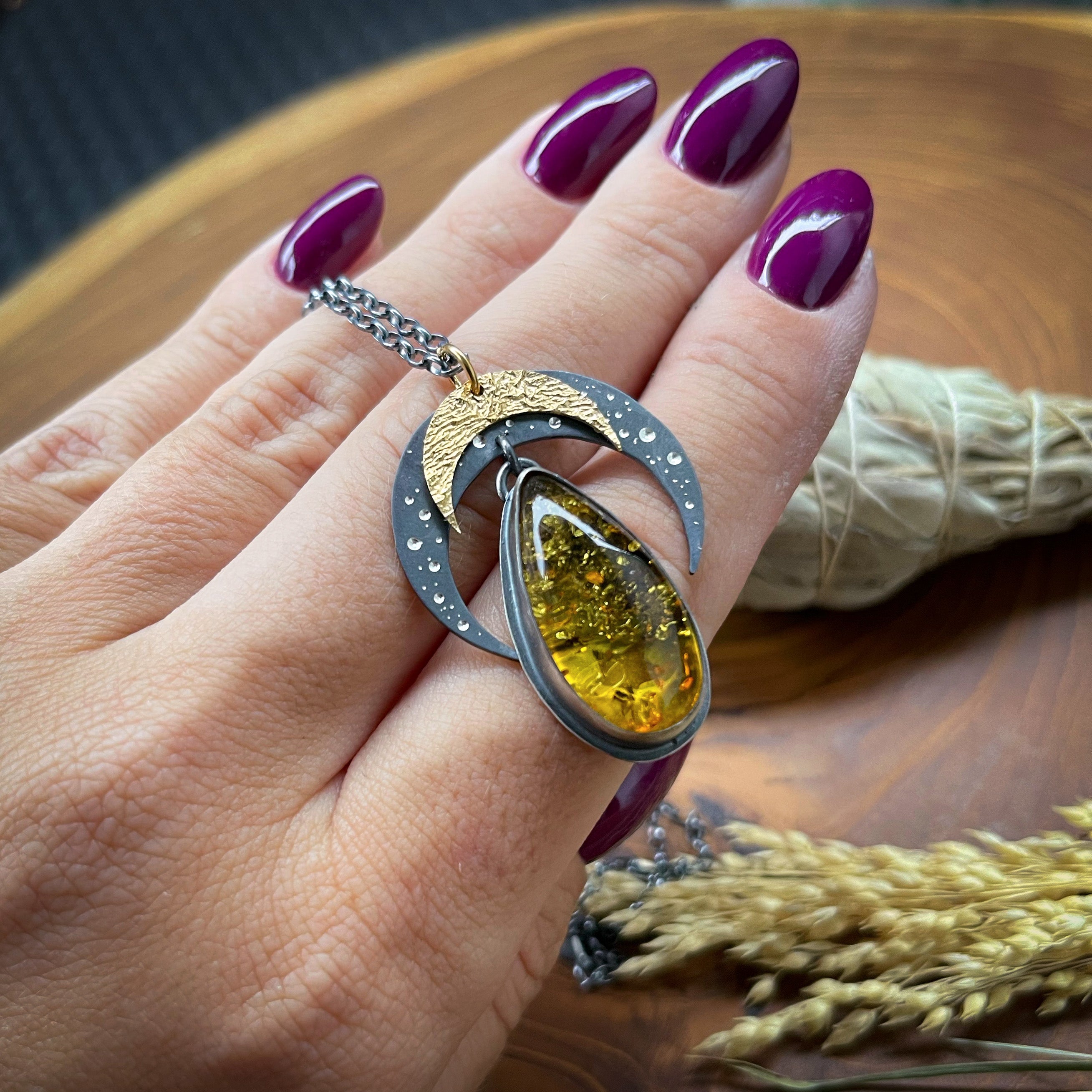The Amber Lunula Talisman No1