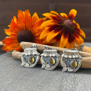 The Honey Jar Necklace