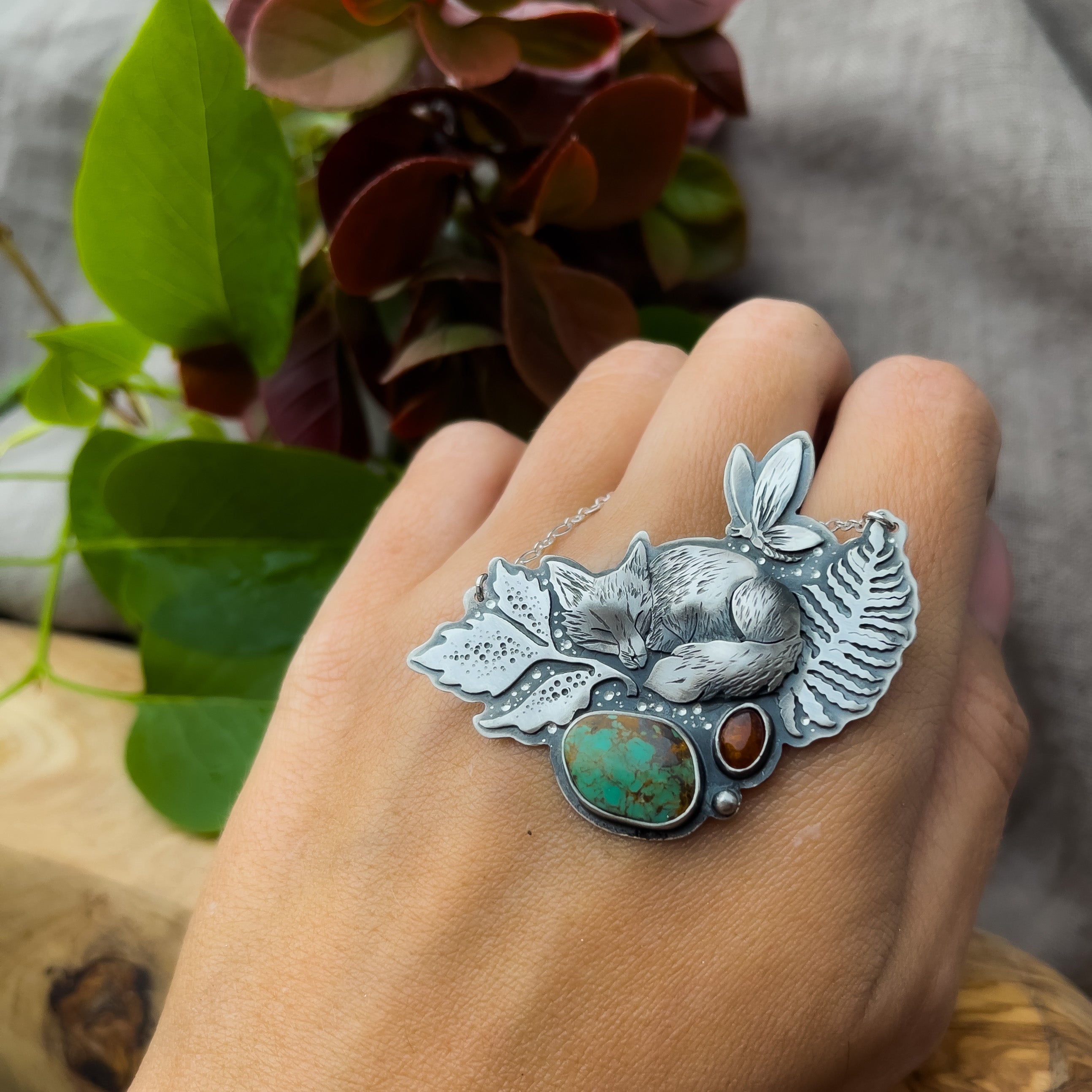 The Sleepig Fox Necklace - Royston Turquoise & Amber