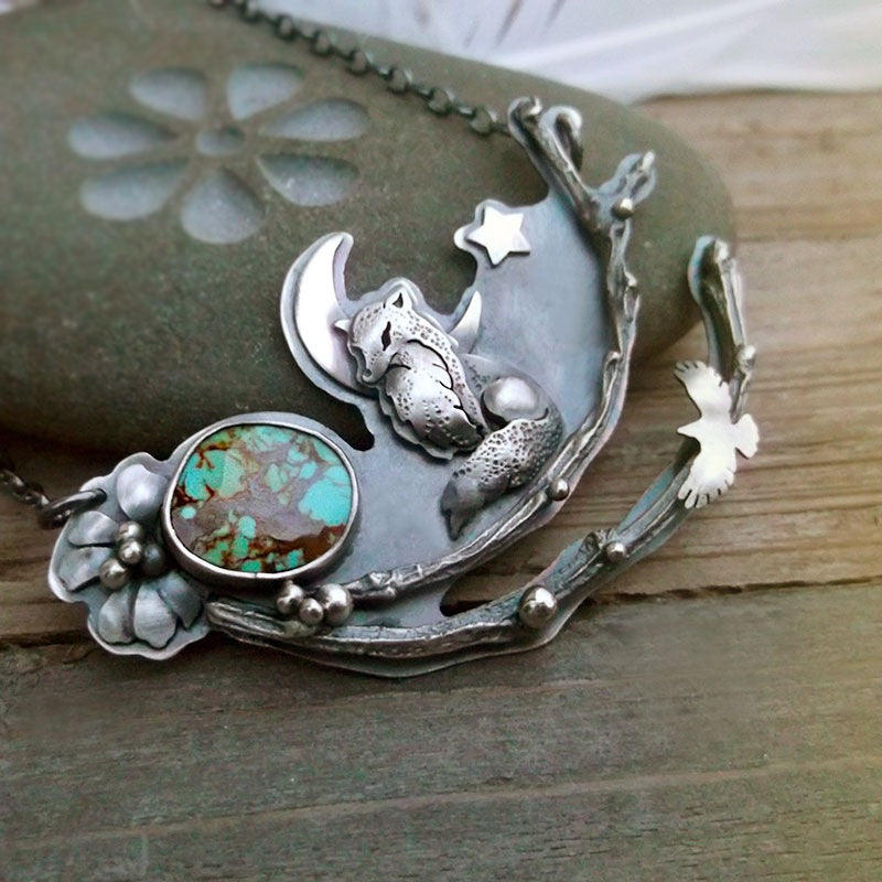 Night Fox Necklace - Arc Necklace with Turquoise
