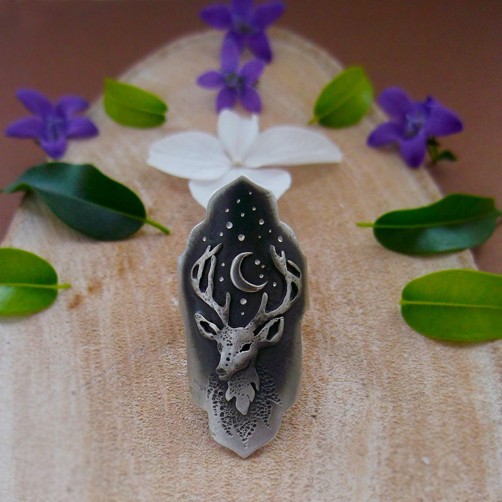 The Deer Saddle Ring
