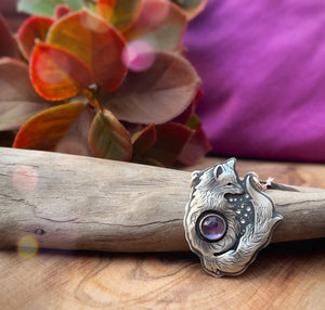 The Fox & Amethyst Necklaceo