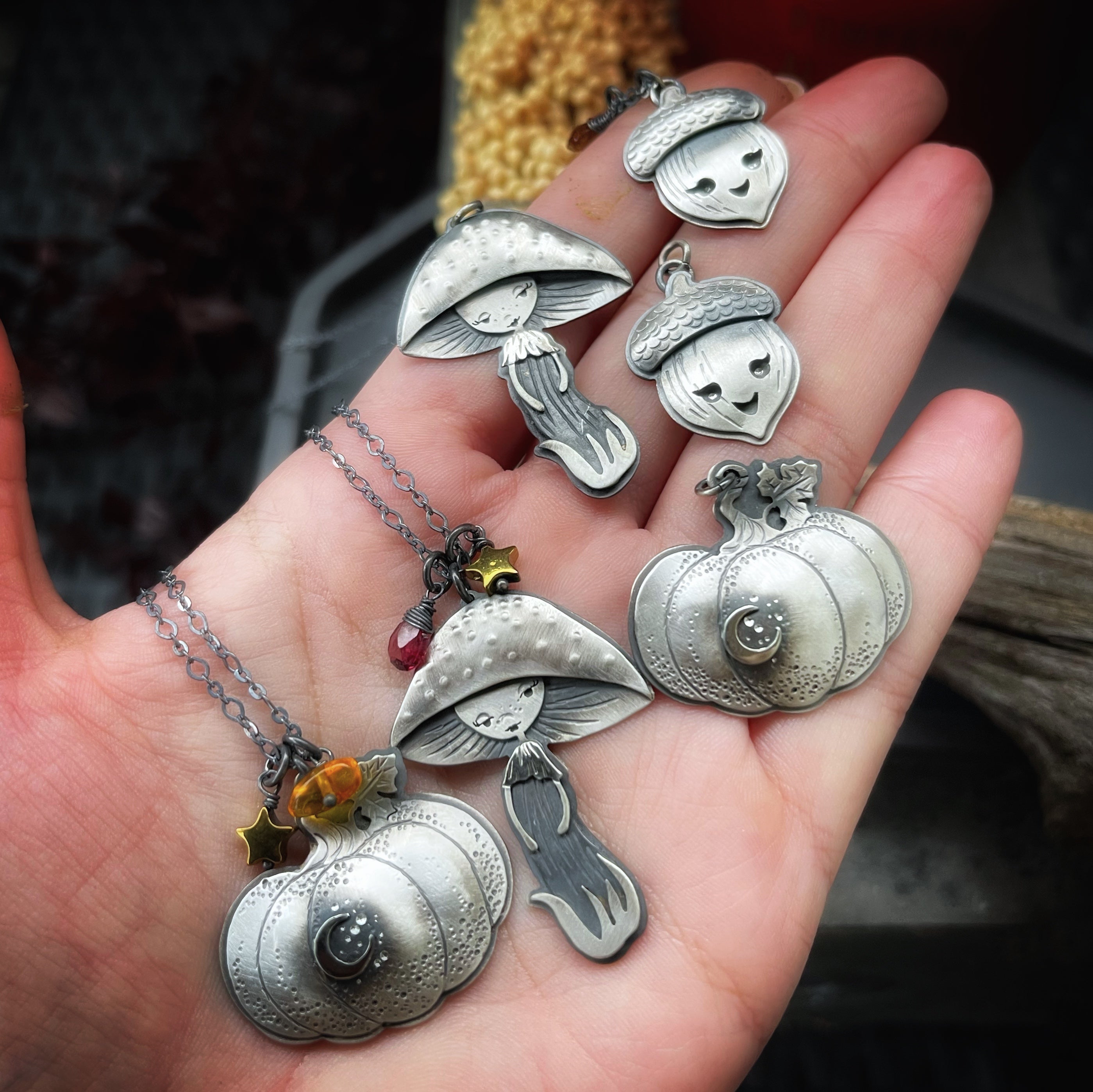 The Harvest Necklace - Pumpkin & Amber