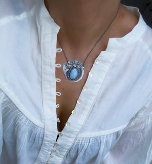 The Snowdrop Wreath Necklace