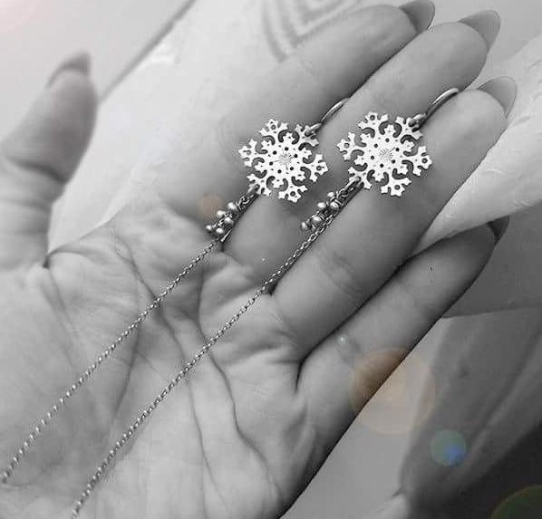 MADE TO ORDER - Dancing Snowflake Earrings